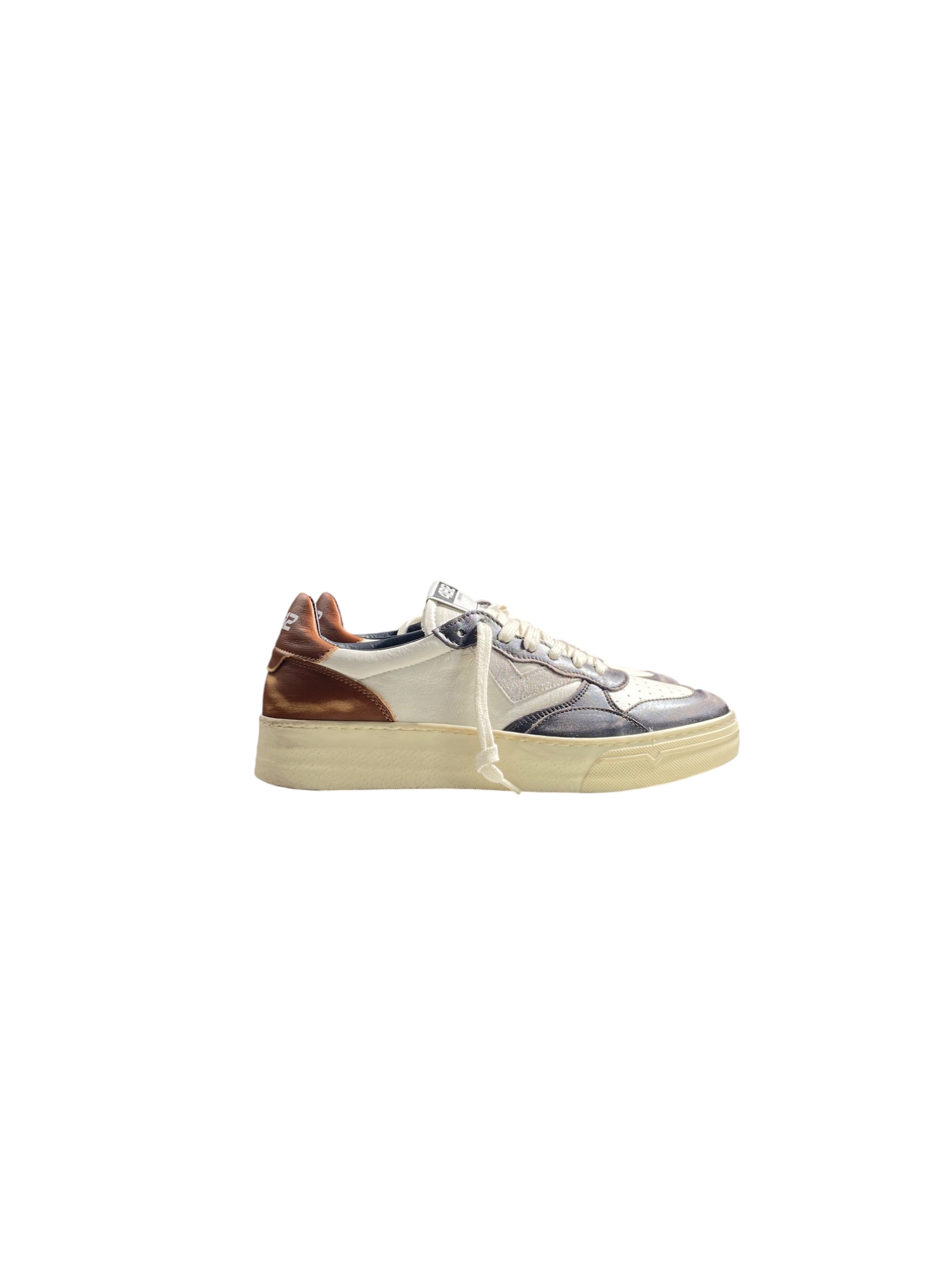 4B12 SNEAKERS