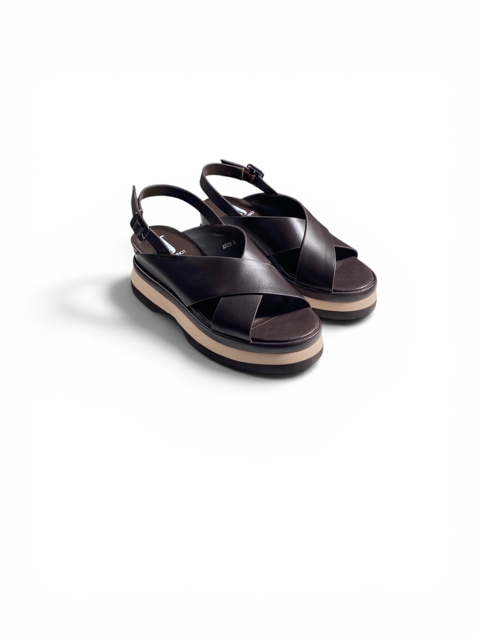 JEANNOT SANDALI